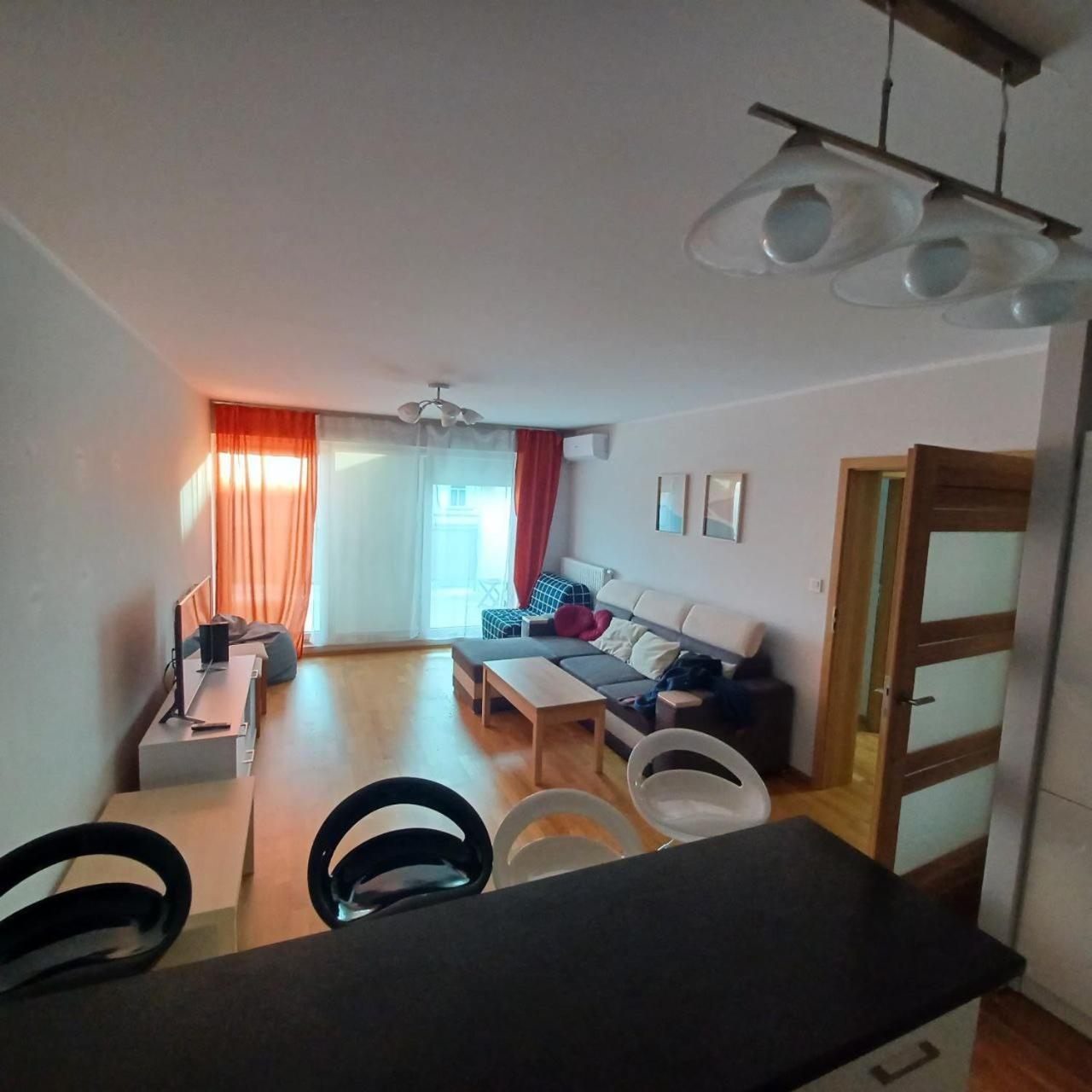 Apart City Center - 3 Rooms - Parking Place Wroclaw Exterior photo